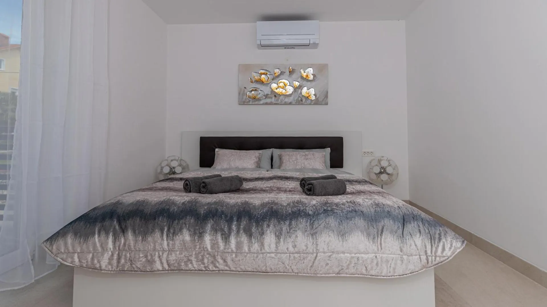 Apartmani Kecman location