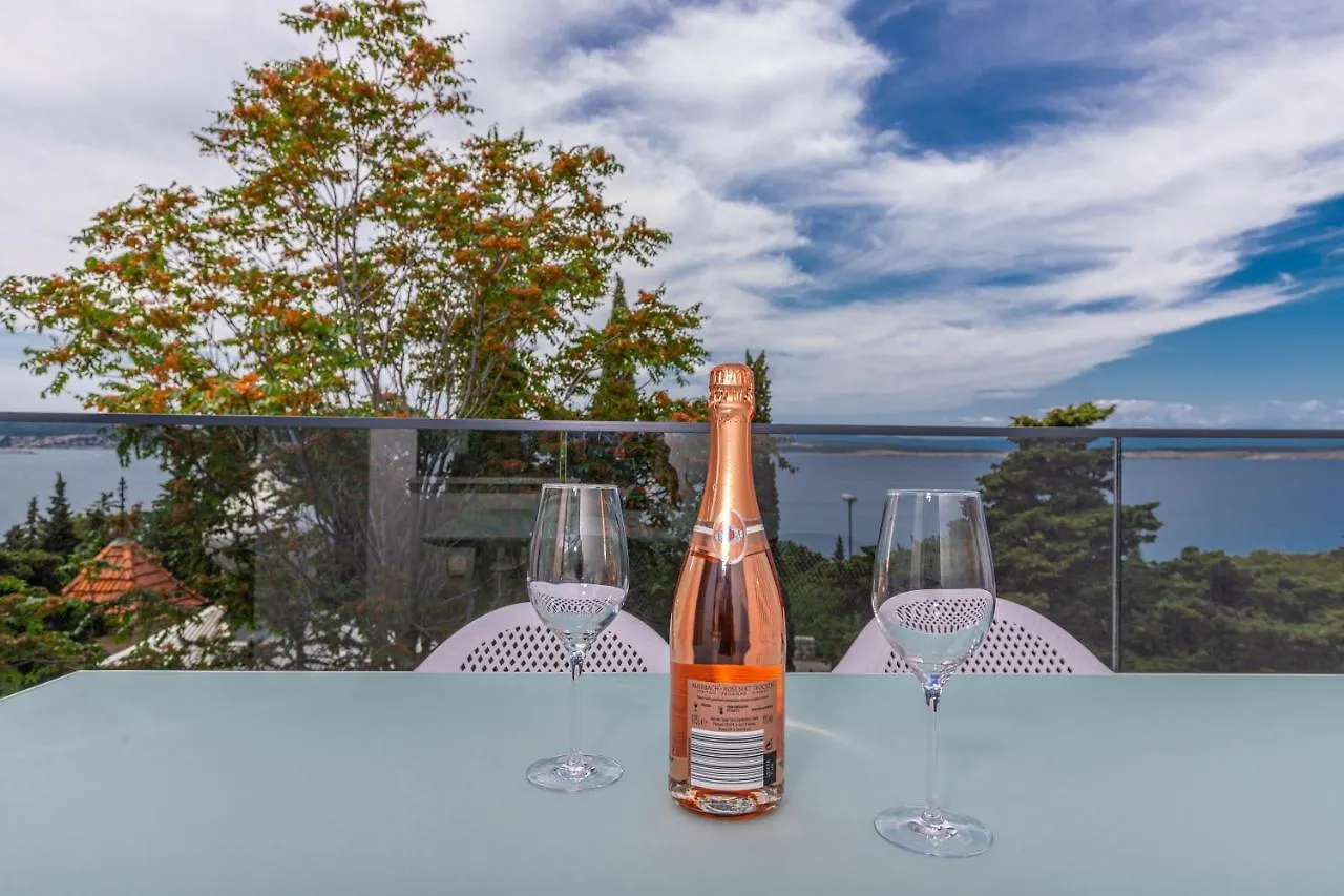 Apartmani Kecman Crikvenica 0*,  Croatia