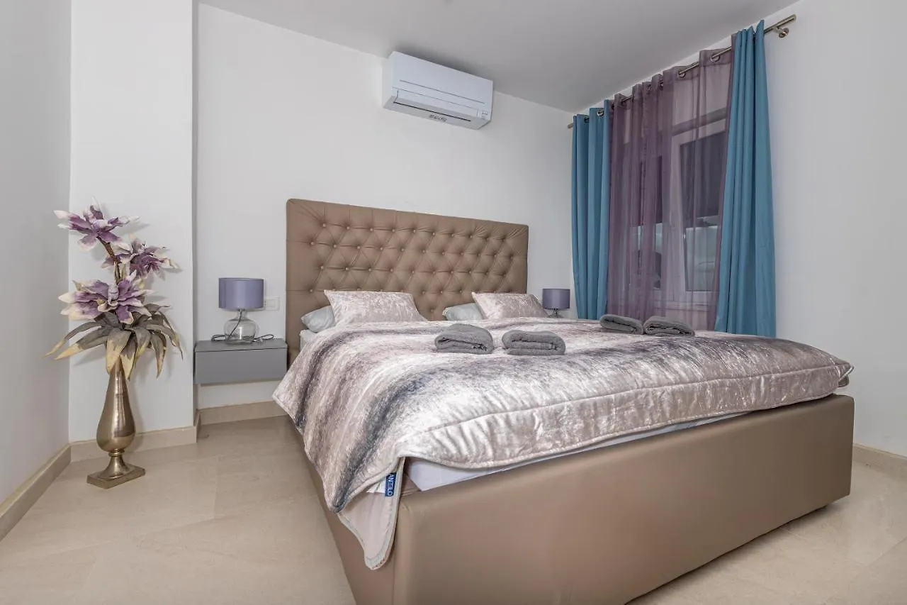 Apartmani Kecman Crikvenica Apartment