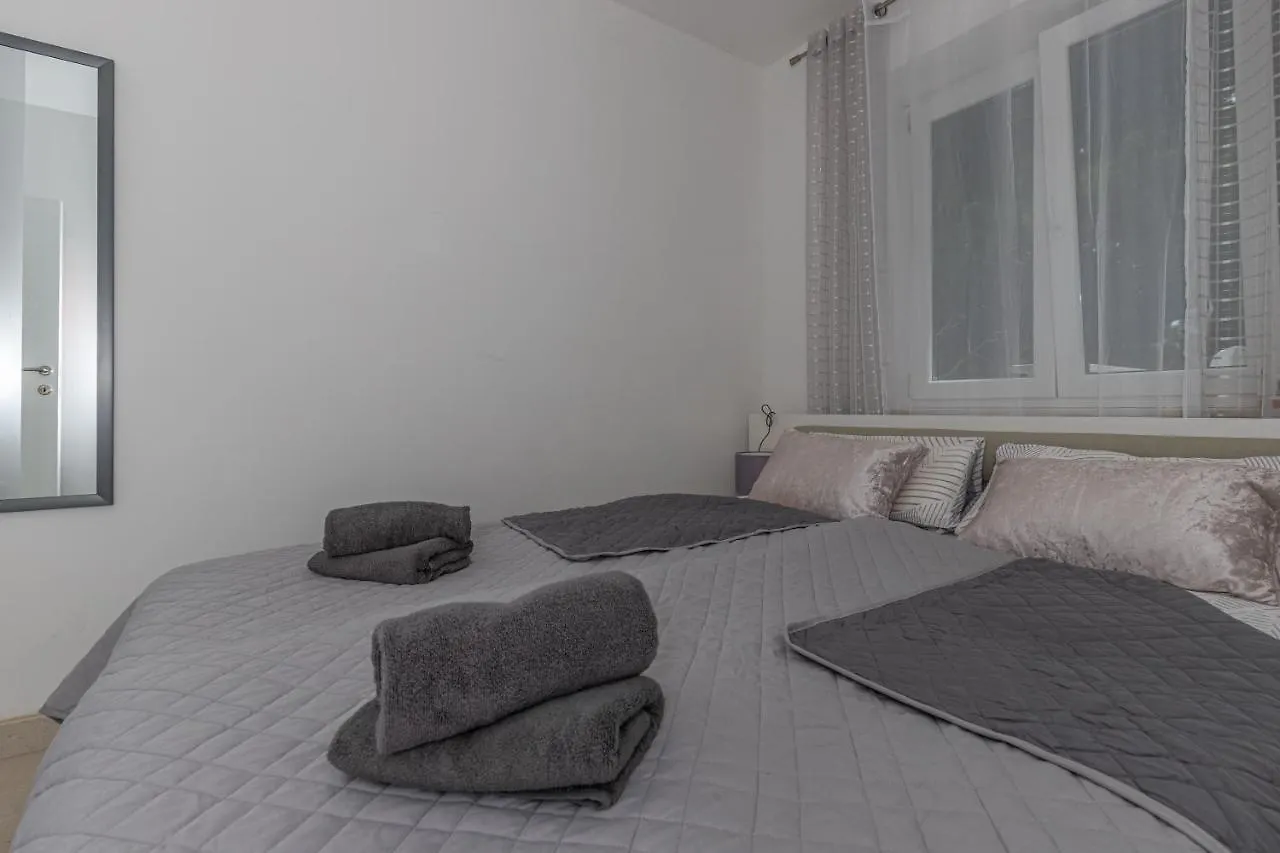 Apartmani Kecman Crikvenica Apartment